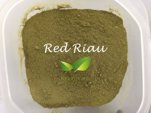 Red Riau Kratom powder by Kraatje